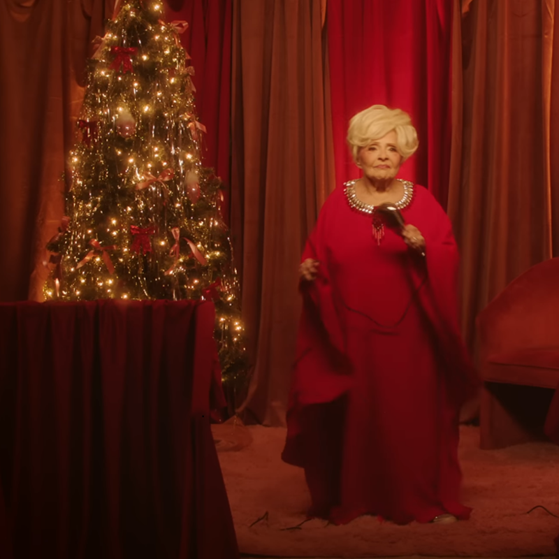 Rockin Around The Christmas